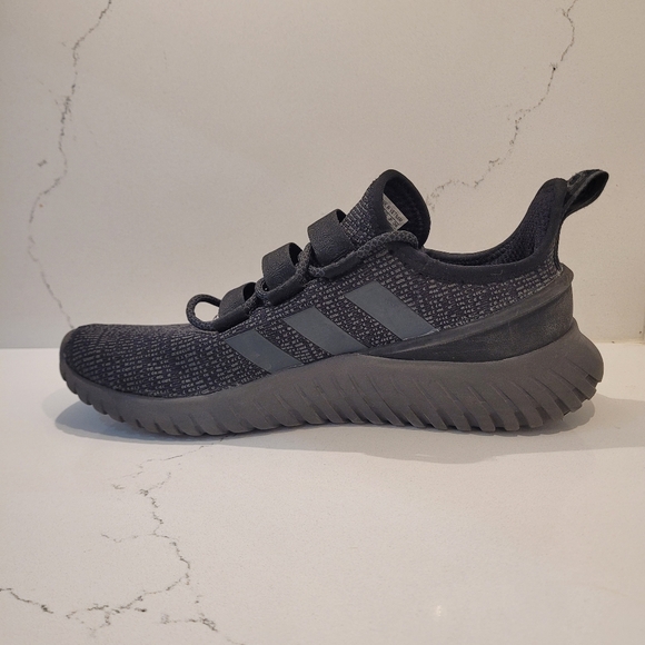 Adidas black kaptir core - Men's size 9 - Picture 4 of 9